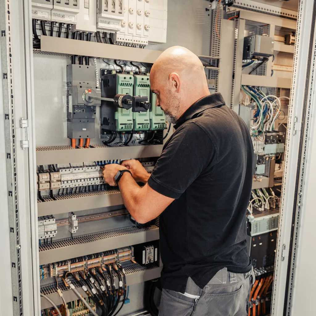 MSR-Technik – Schaltschrank, Verkabelung und Installation